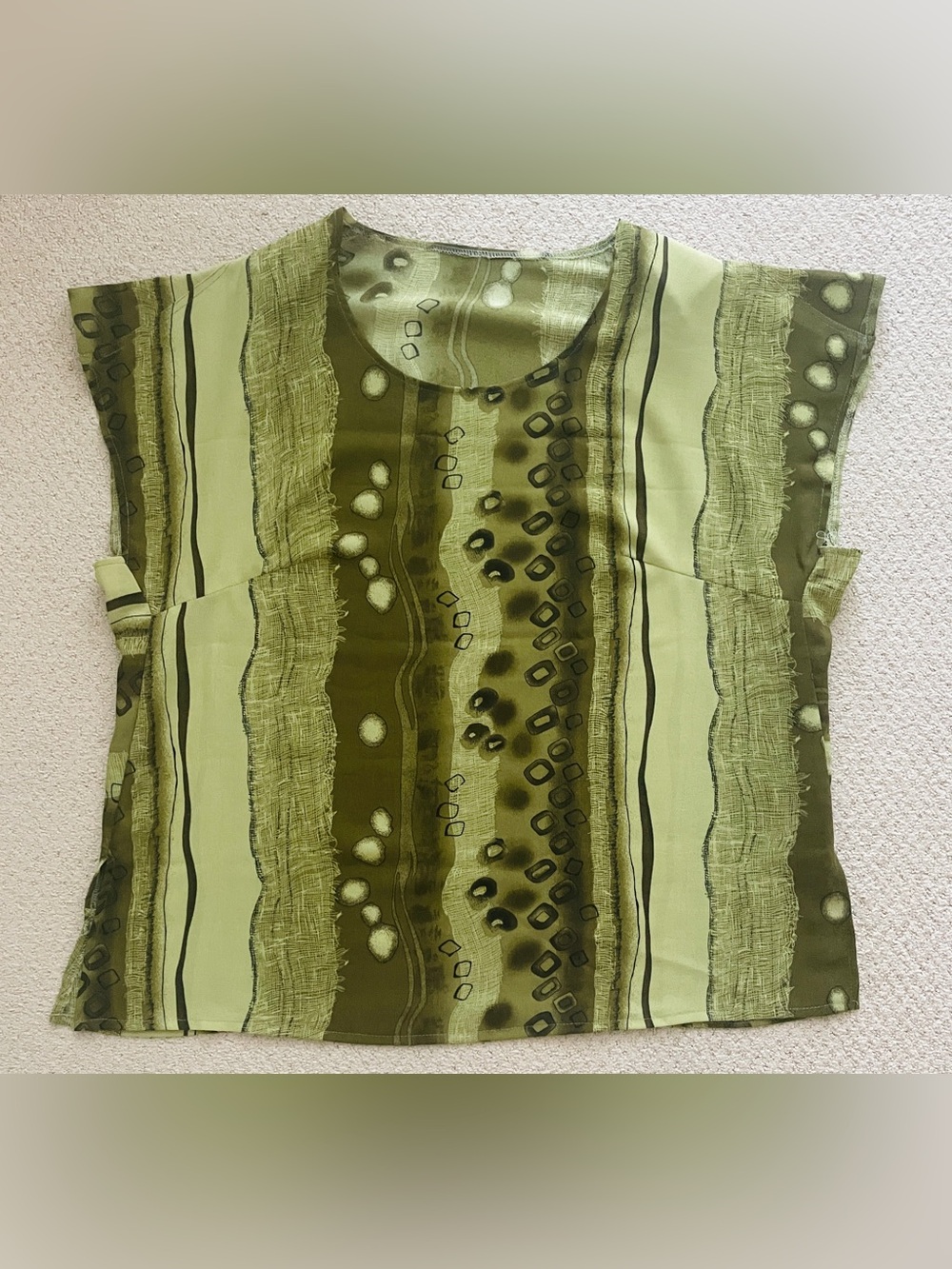 Custom Made XXL Olive Green Printed Sleeveless Box Blouse Top Busienss